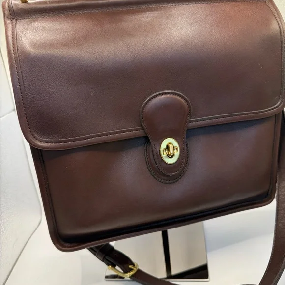 Coach vintage Willis Legacy 9927 Brown Leather Brass Crossbody Bag - Picture 12 of 13